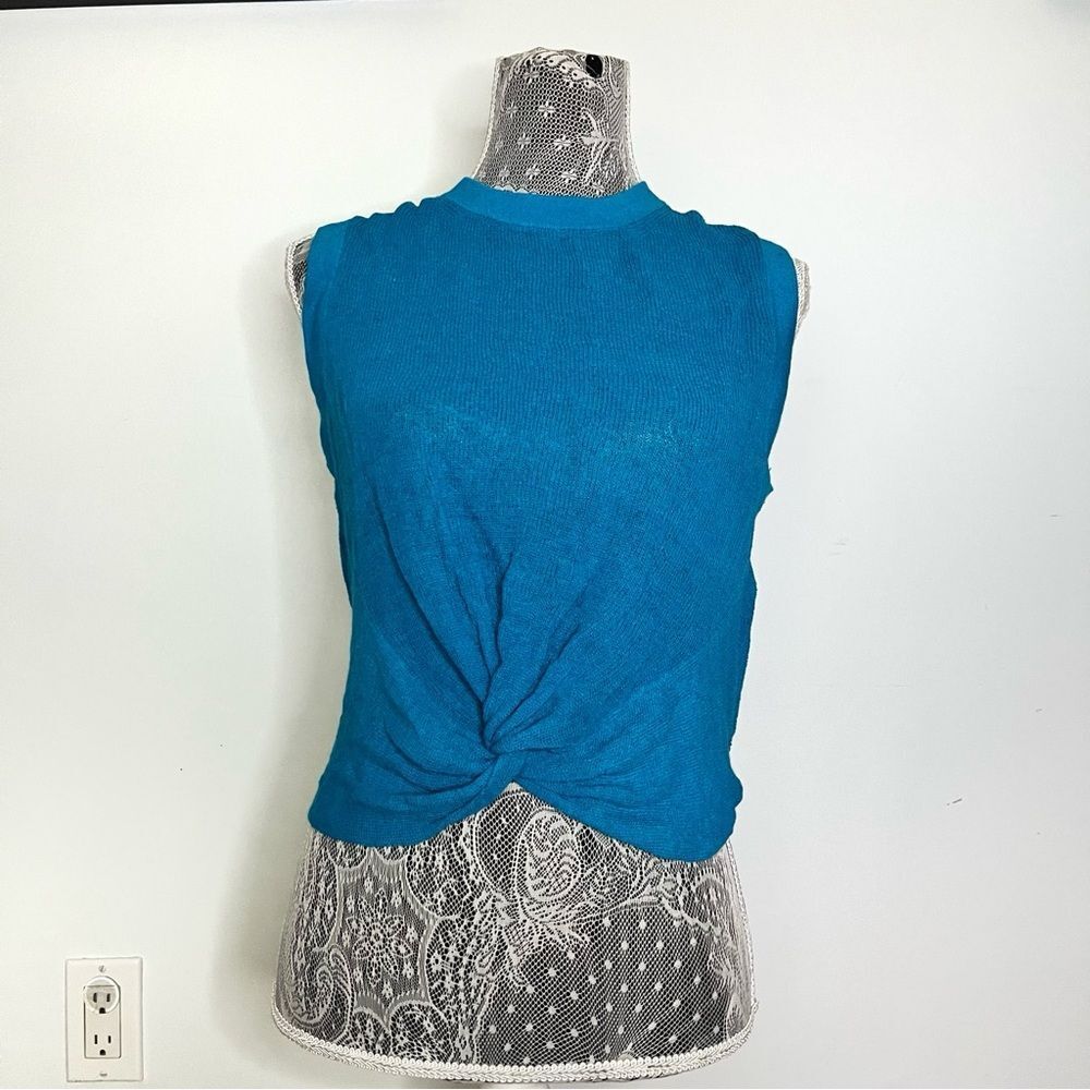 Veronica Beard Blue Sleeveless tee with Tie Front